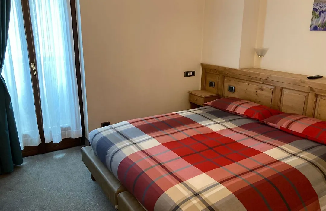 Hotel Compagnoni-1