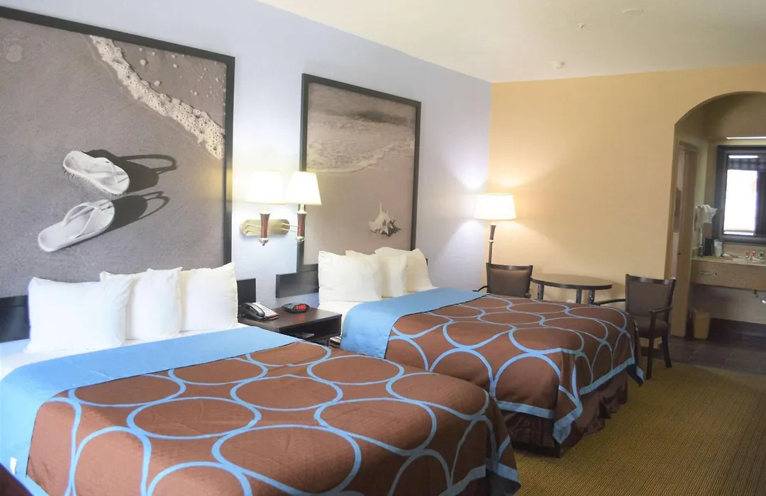 Super 8 By Wyndham Galveston-1