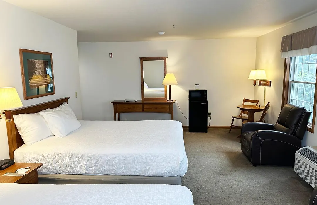 Farmstead Inn And Conference Center-1