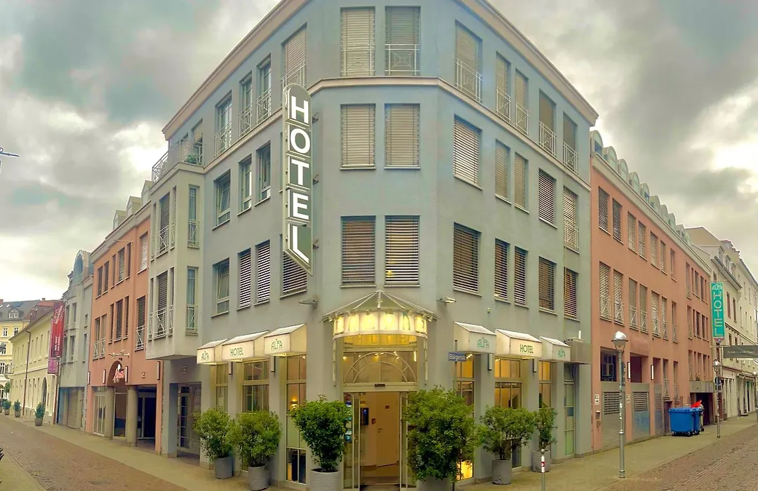 Alfa Hotel-1