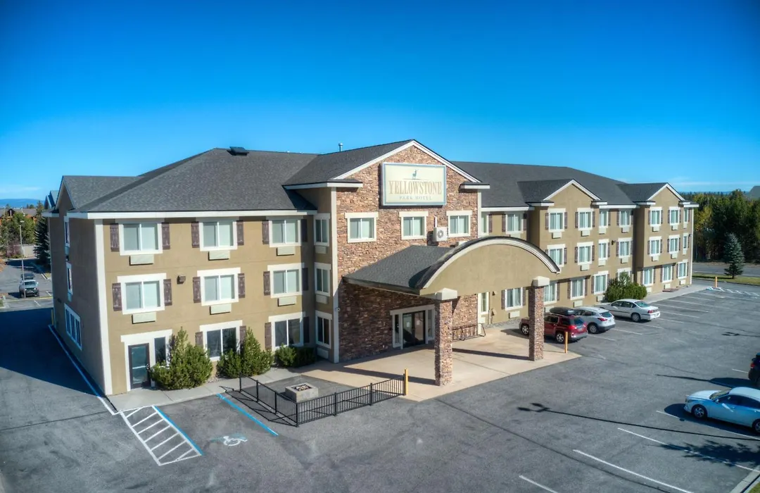 Yellowstone Park Hotel-1
