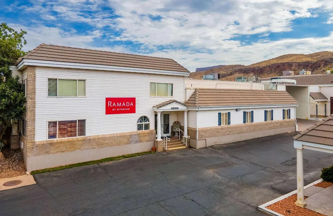 Ramada By Wyndham La Verkin Zion National Park-1
