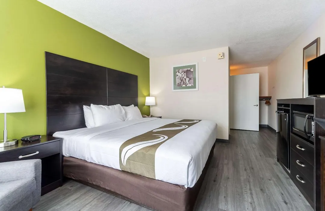 Quality Inn & Suites Vandalia Near I-70 And Hwy 51-1