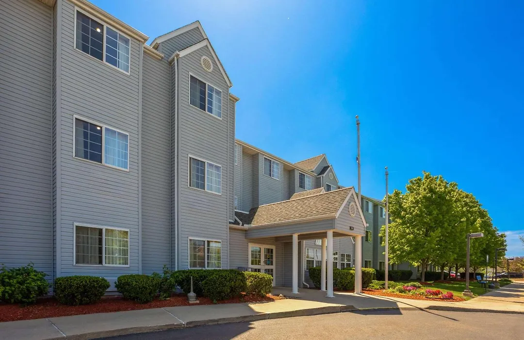 Microtel Inn & Suites By Wyndham Ann Arbor-1