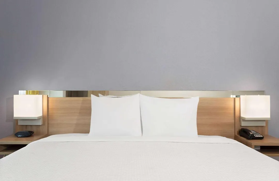 Microtel Inn & Suites By Wyndham Panama City-1