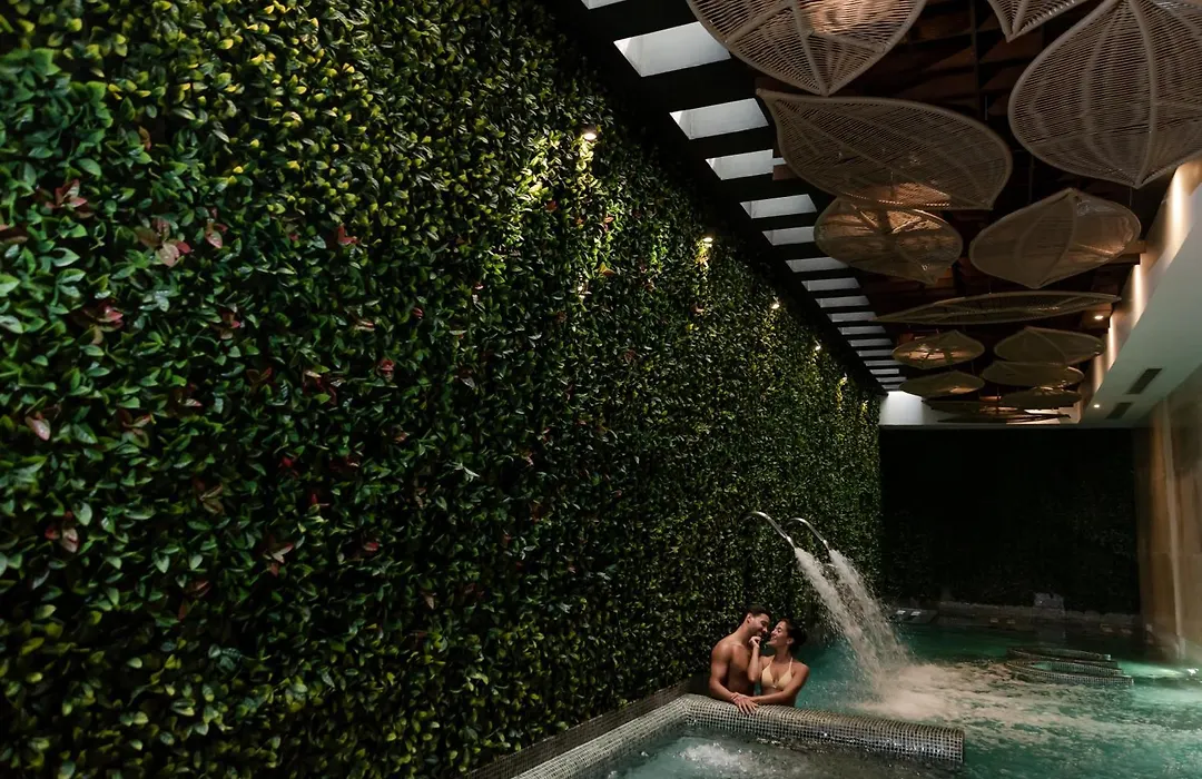 The Reef 28 Hotel & Spa (Adults Only)-1