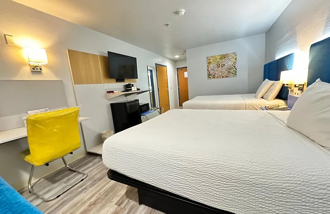 Microtel Inn & Suites By Wyndham Gallup - Pet Friendly-1