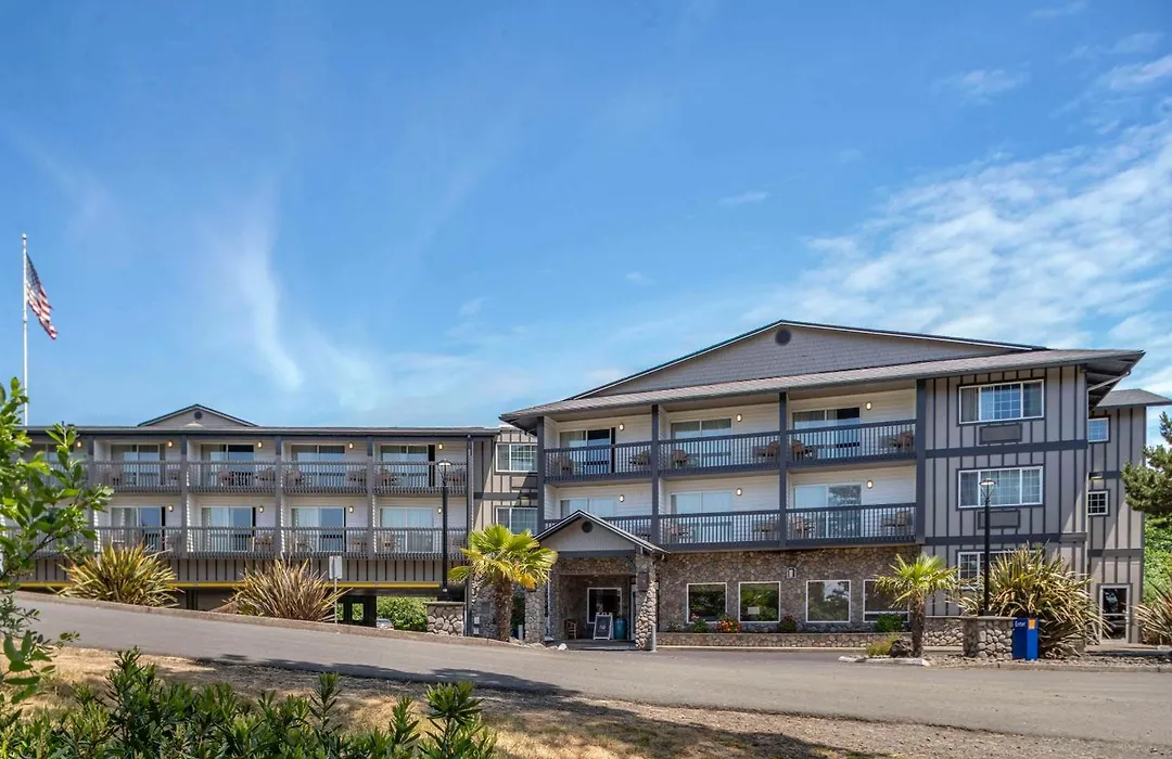 Comfort Inn & Suites Lincoln City-1