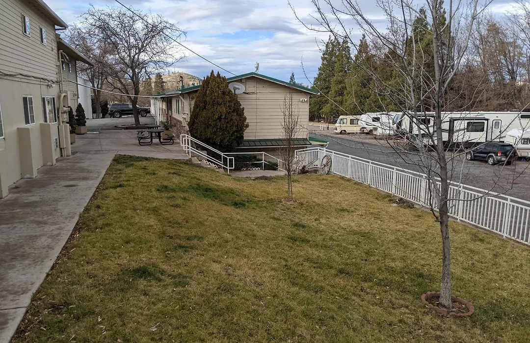 Hi-Lo Motel, Cafe And Rv Park Mount Shasta Area-1