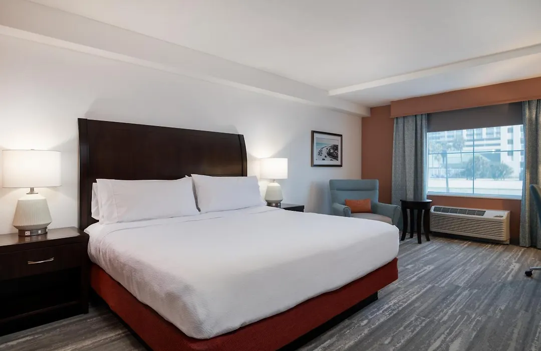 Hilton Garden Inn Daytona Beach Oceanfront-1
