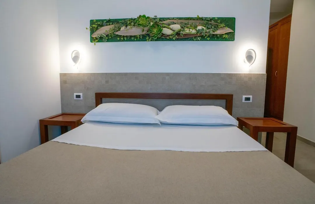 Petit Hotel-1