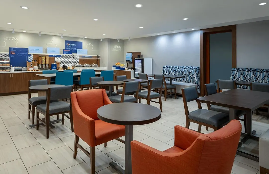 Holiday Inn Express Vancouver North By Ihg-1