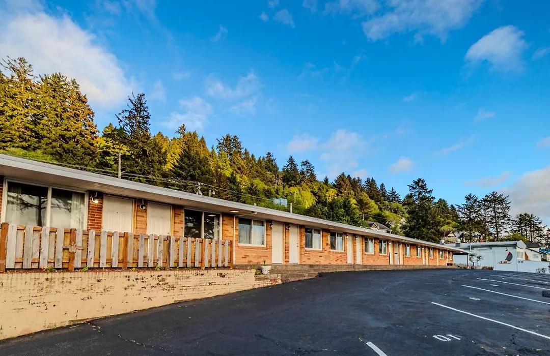 Fourwinds Inn-1