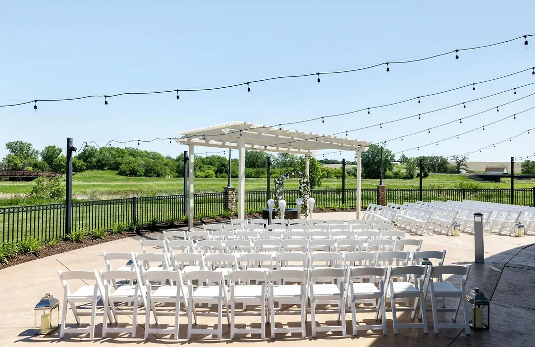 Courtyard By Marriott Omaha Bellevue At Beardmore Event Center-1