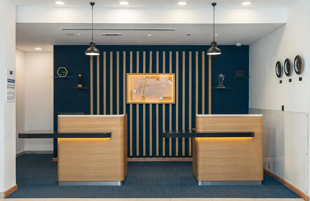 Holiday Inn Express Dubai, Jumeirah By Ihg-1
