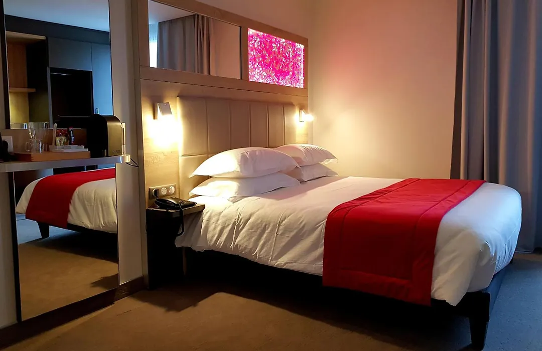 Brit Hotel De Grignan Vichy-1