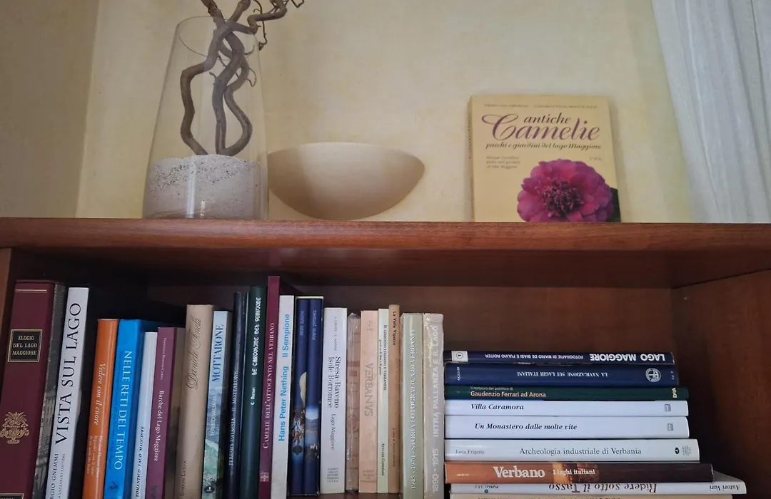 Lake View Camelia Room at Villa Isabella Stresa Retreat Ages 6 plus-1