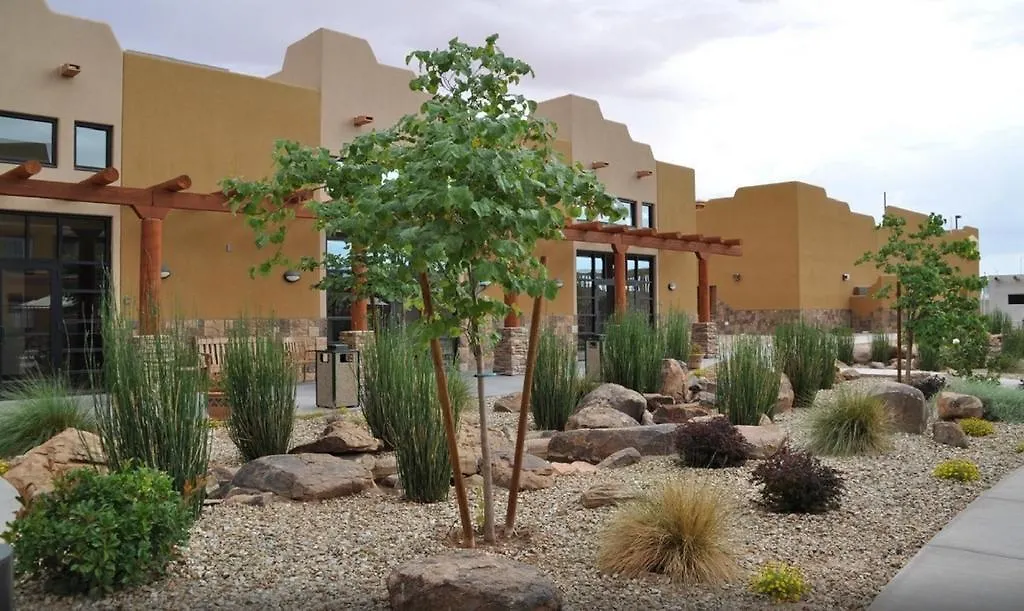 Moenkopi Legacy Inn & Suites-1