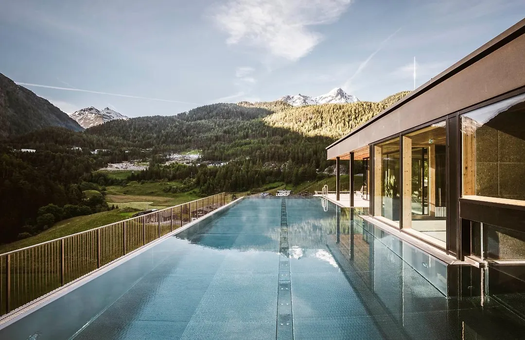 Sportlers Lodge Soelden Lifestyle-Laessig-Anders-1