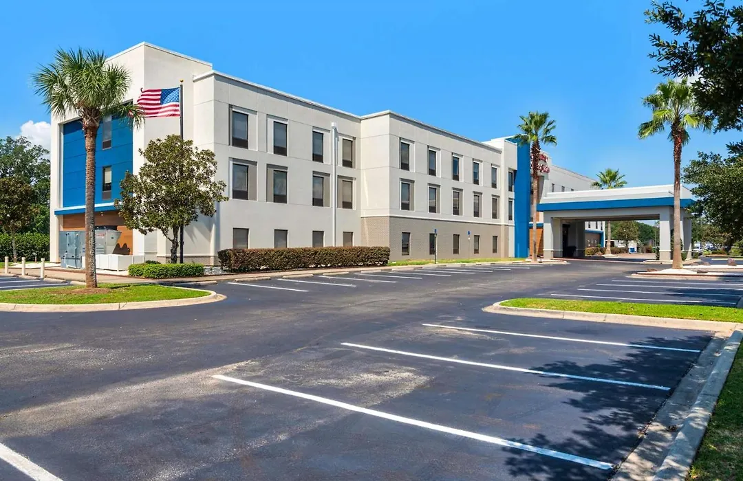 Hampton Inn & Suites Pensacola I-10 N At University Town Plaza-1