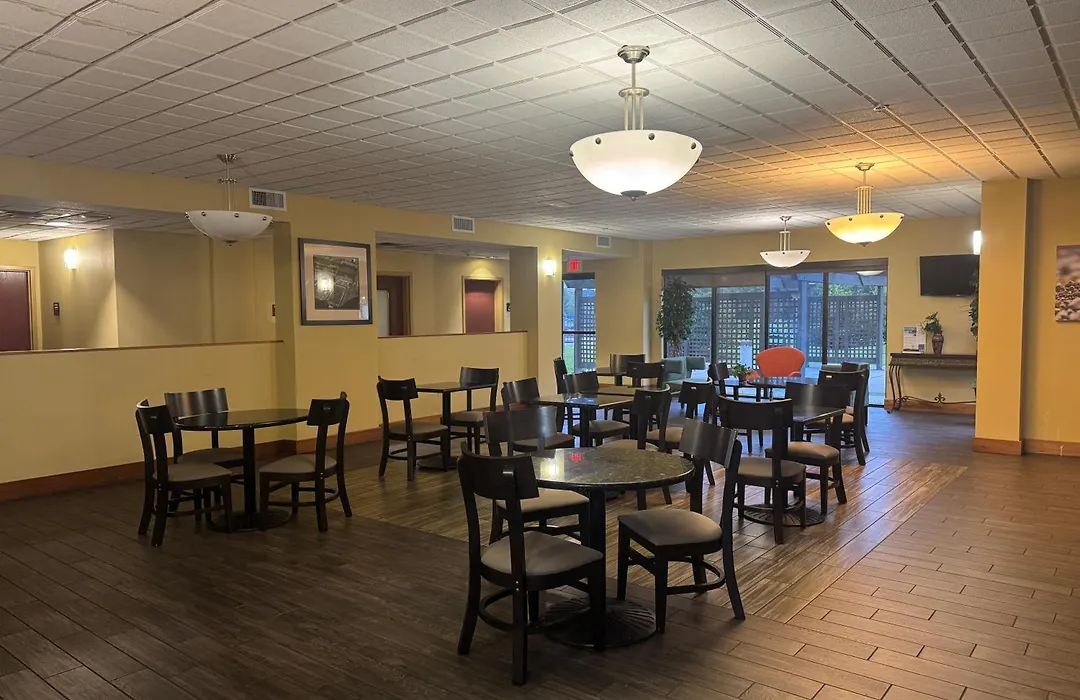 Sleep Inn & Suites Hattiesburg North-1