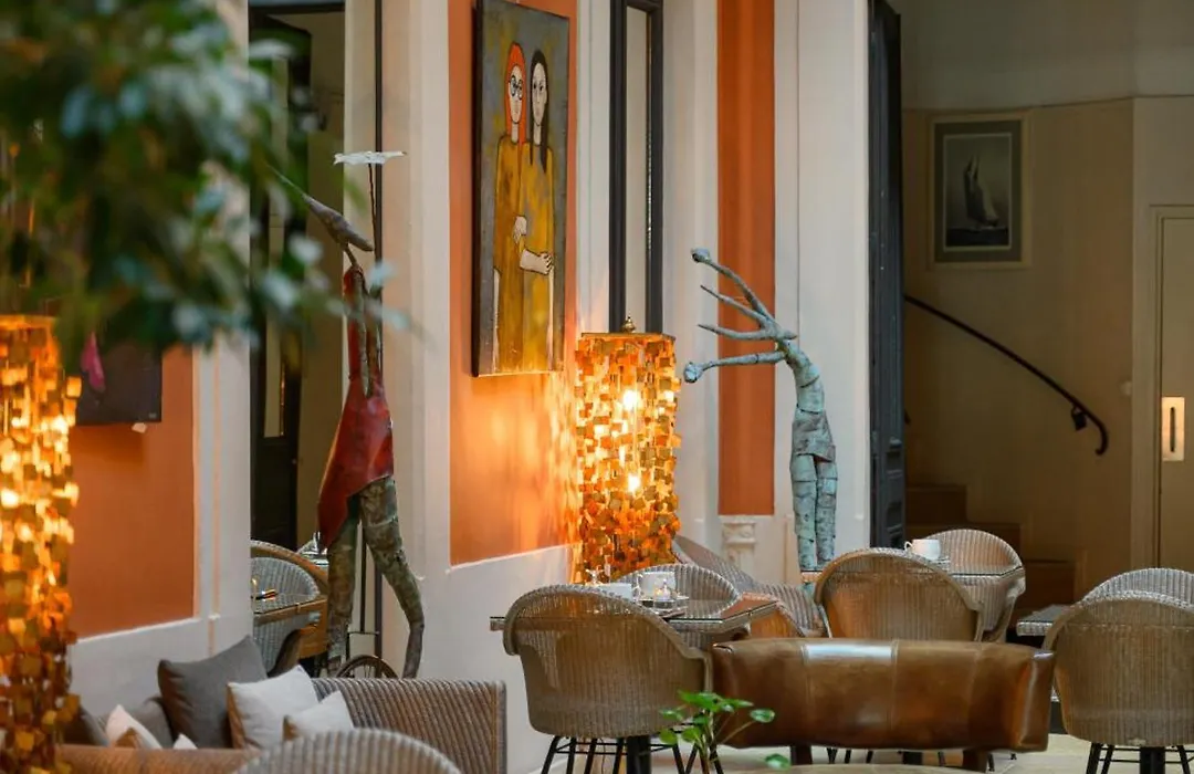 Le Grand Hotel-1