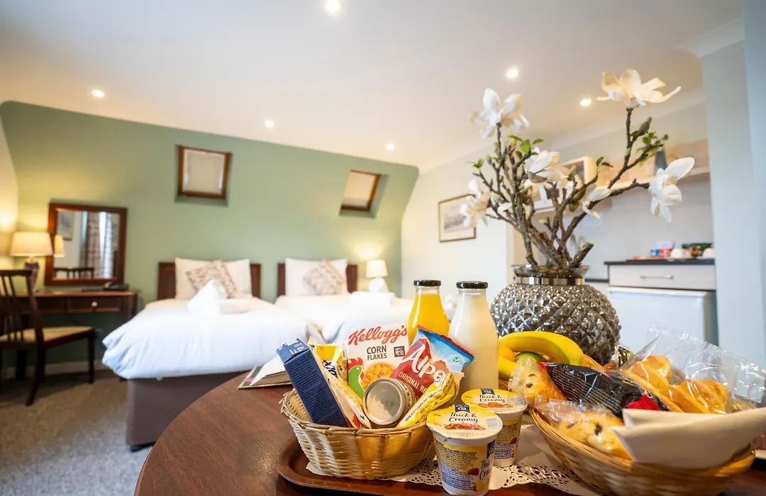 Marlborough House - Guest House-1