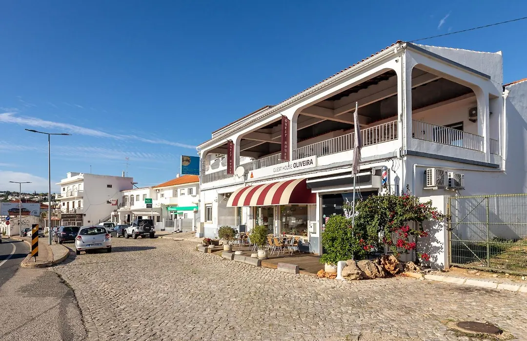 Guest House Oliveira-1