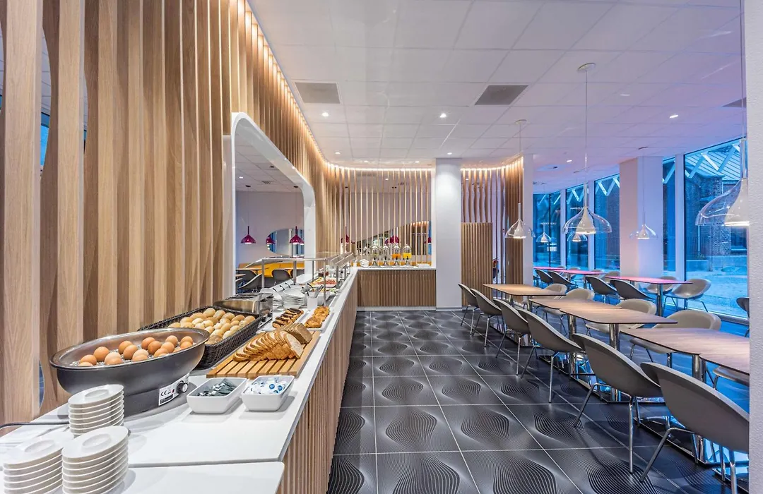 Prize By Radisson, Antwerp City-1