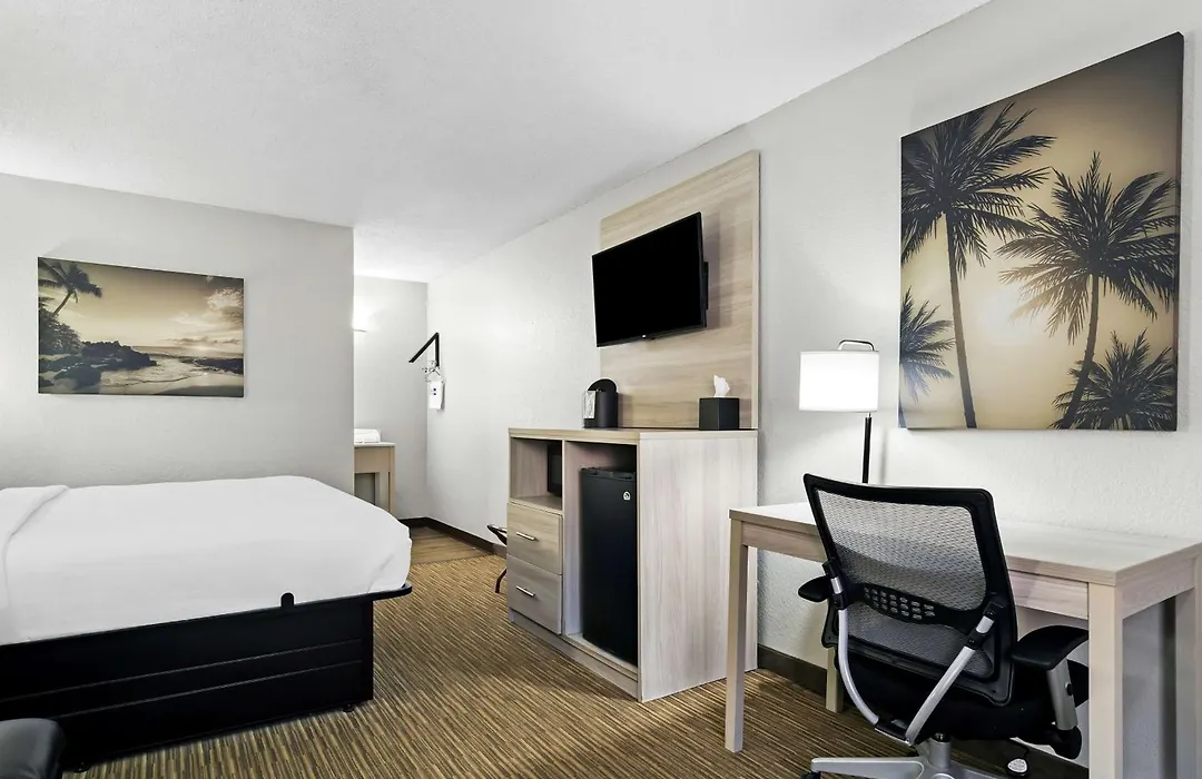 Best Western The Oasis At Joplin-1