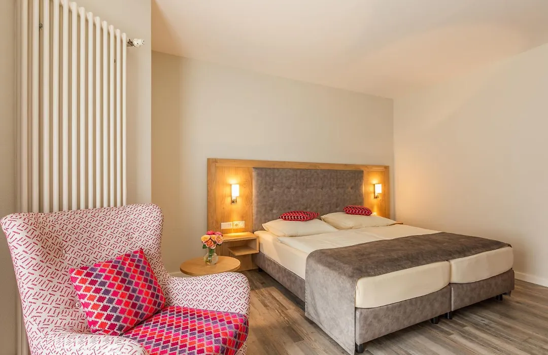Hotel Waldesrand-1