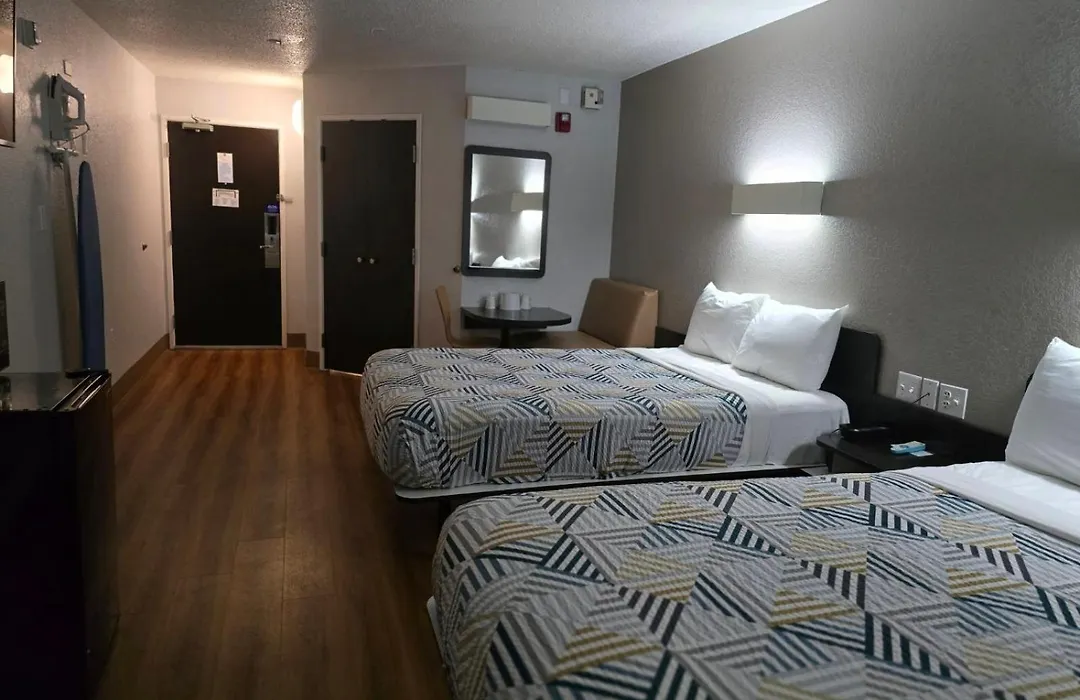 Motel 6-Biloxi, Ms - Beach-1
