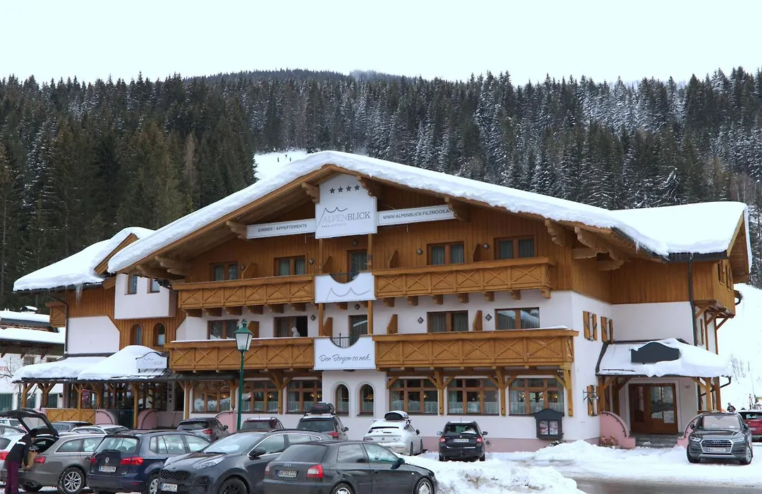 Hotel Alpenblick-1