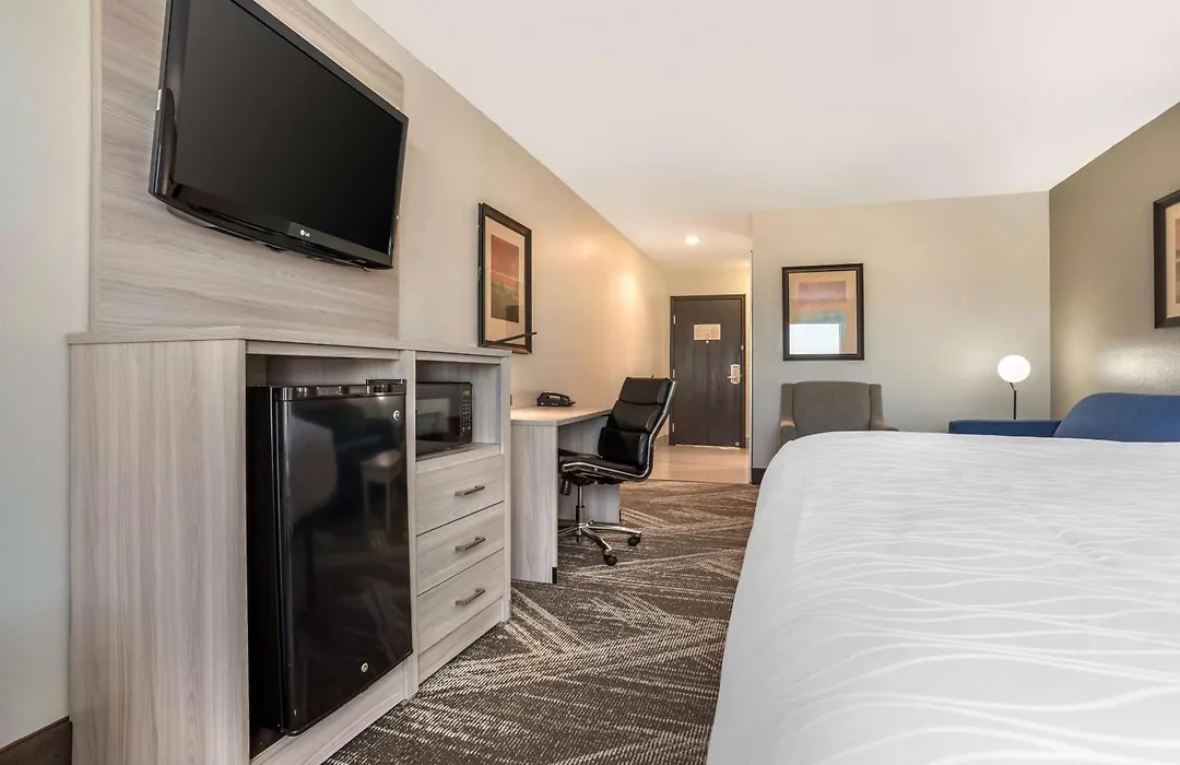 Best Western Plus Jackson Downtown Coliseum-1