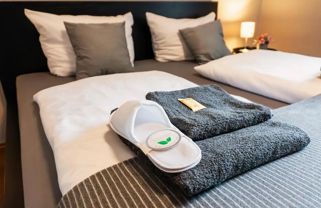 Liro Hotel Moers-1