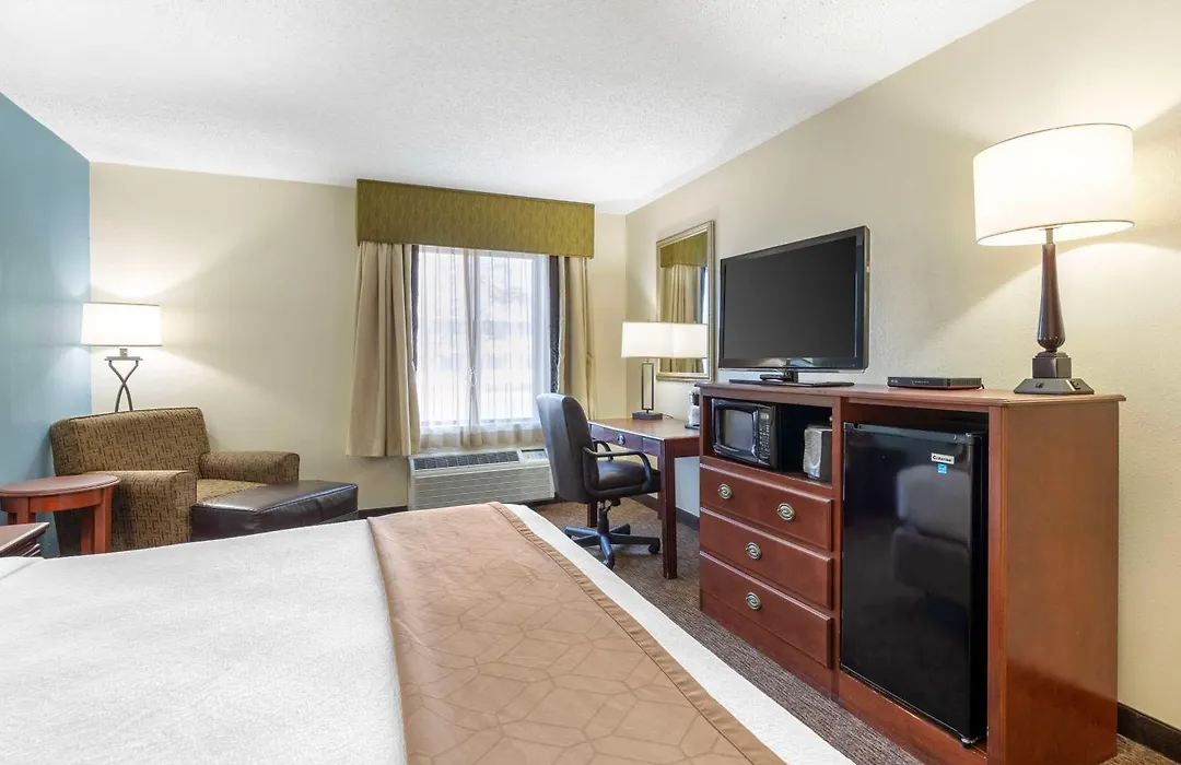 Best Western Plus Sikeston I-55-1