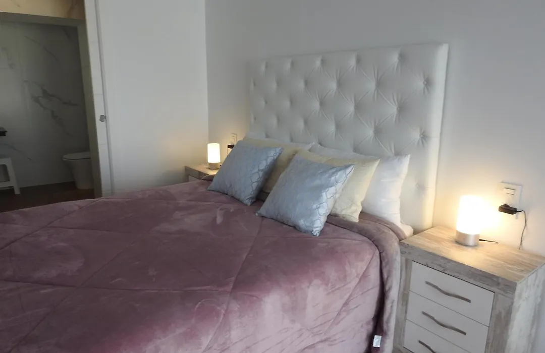 Sandra Rooms-1
