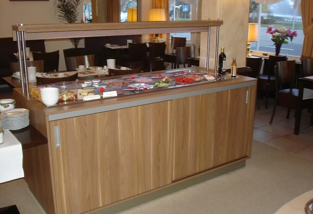 Rhein-Hotel-1