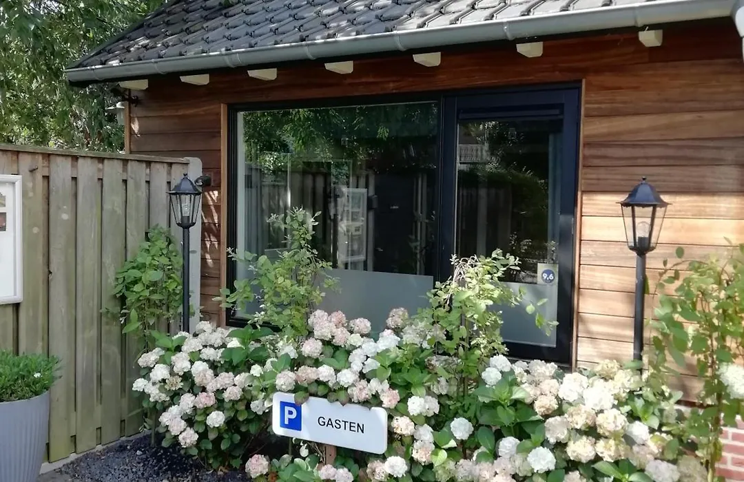 B & B Chawe-1