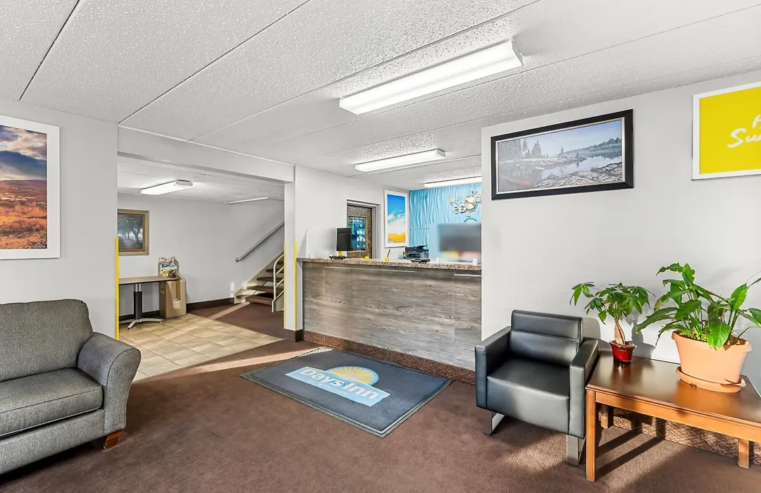 Days Inn By Wyndham Sioux Falls-1