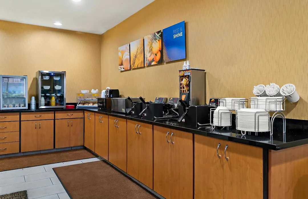 Comfort Suites-1