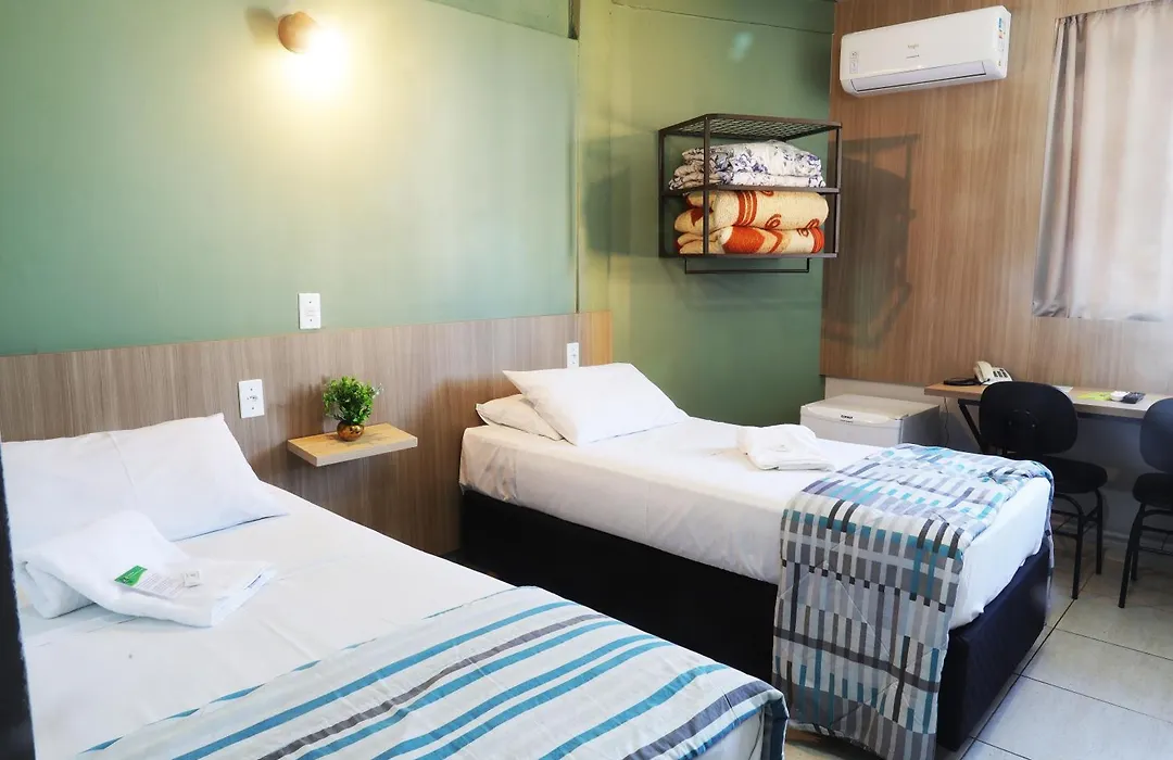 Hotel Romanville-1