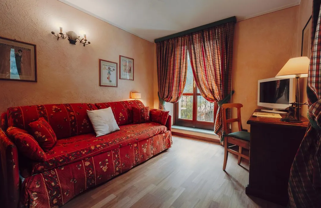 Villa Novecento Romantic Hotel - Estella Hotels Italia-1