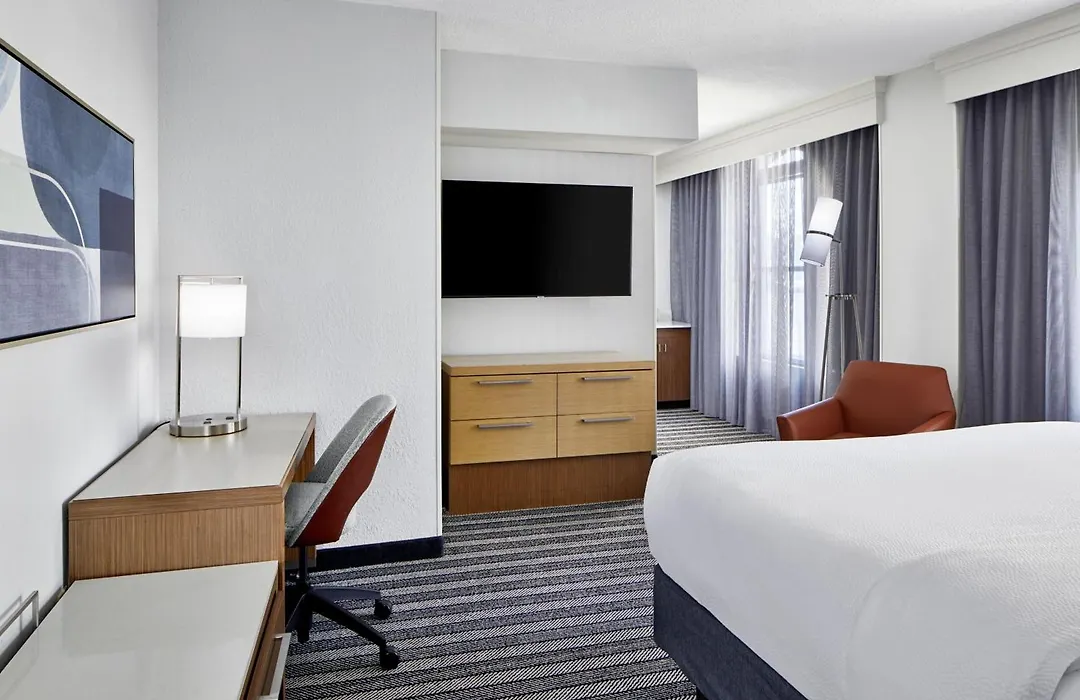 Courtyard By Marriott Nashville Downtown-1