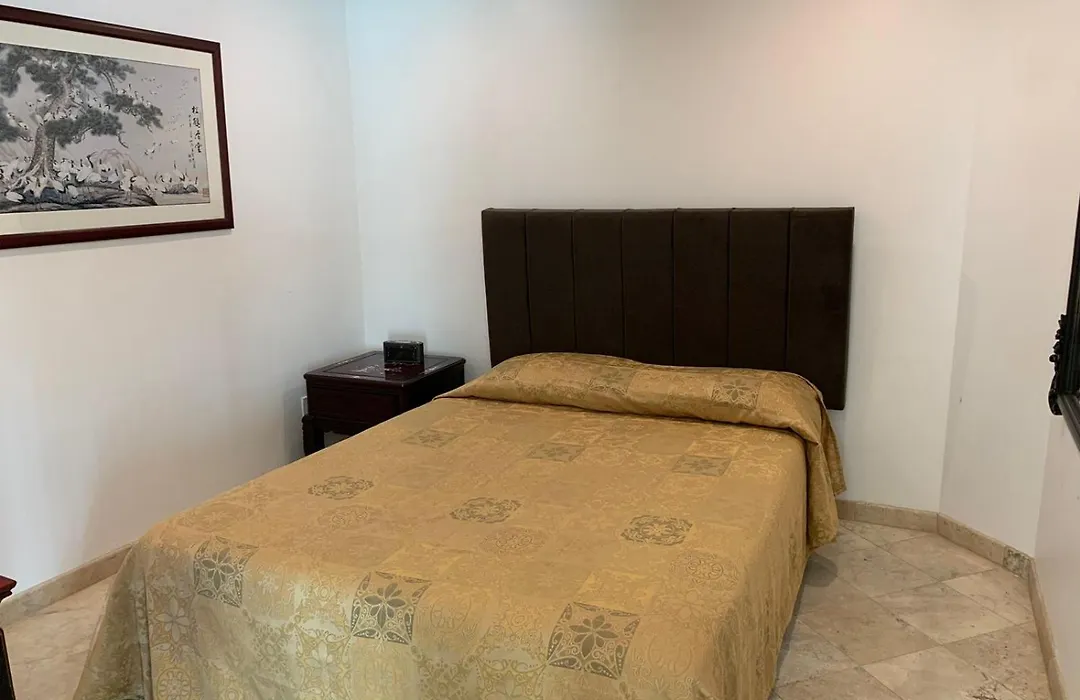 Rosarito Inn-1