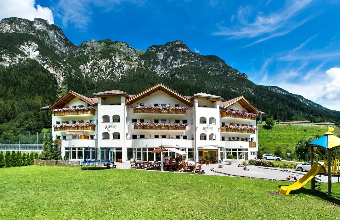 Hotel Alpin-1