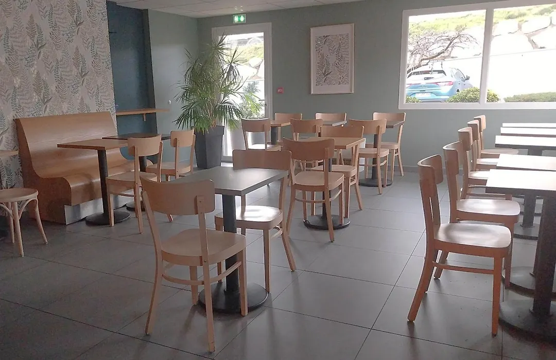 B&B HOTEL Saint-Etienne Monthieu-1