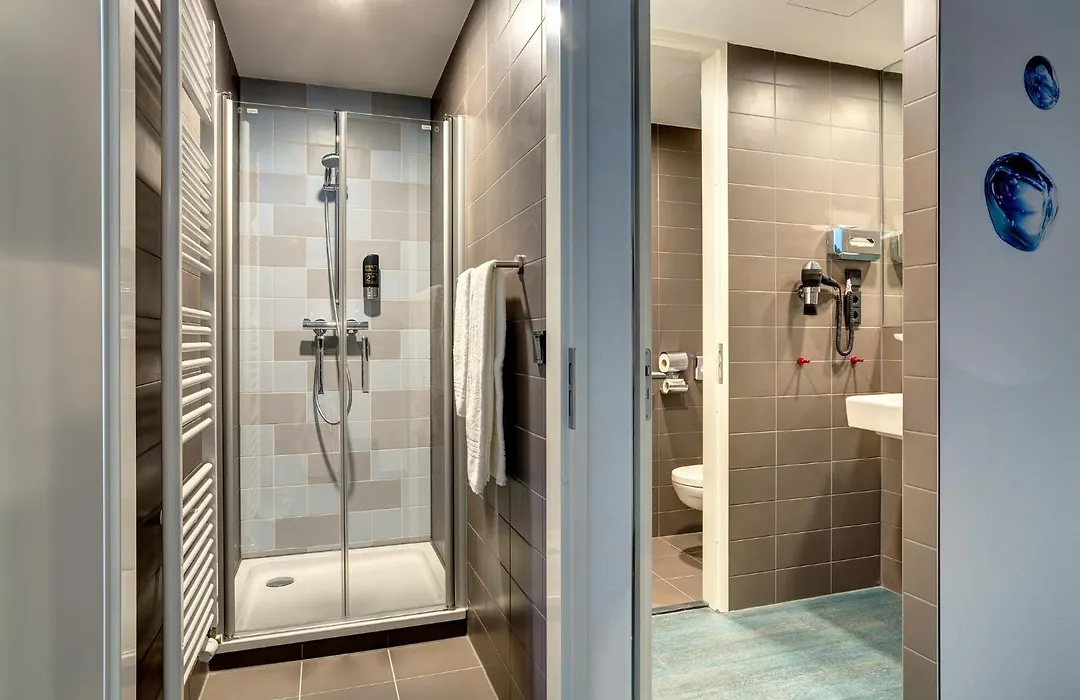Meininger Hotel Amsterdam Amstel-1