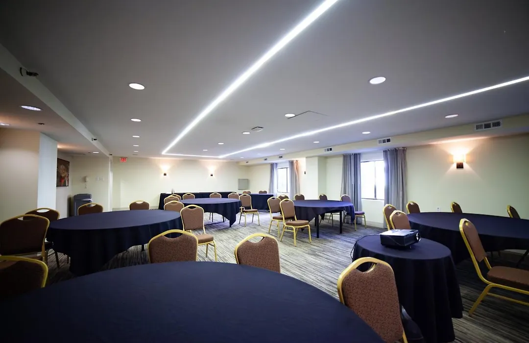 Holiday Inn Irving Las Colinas By Ihg-1