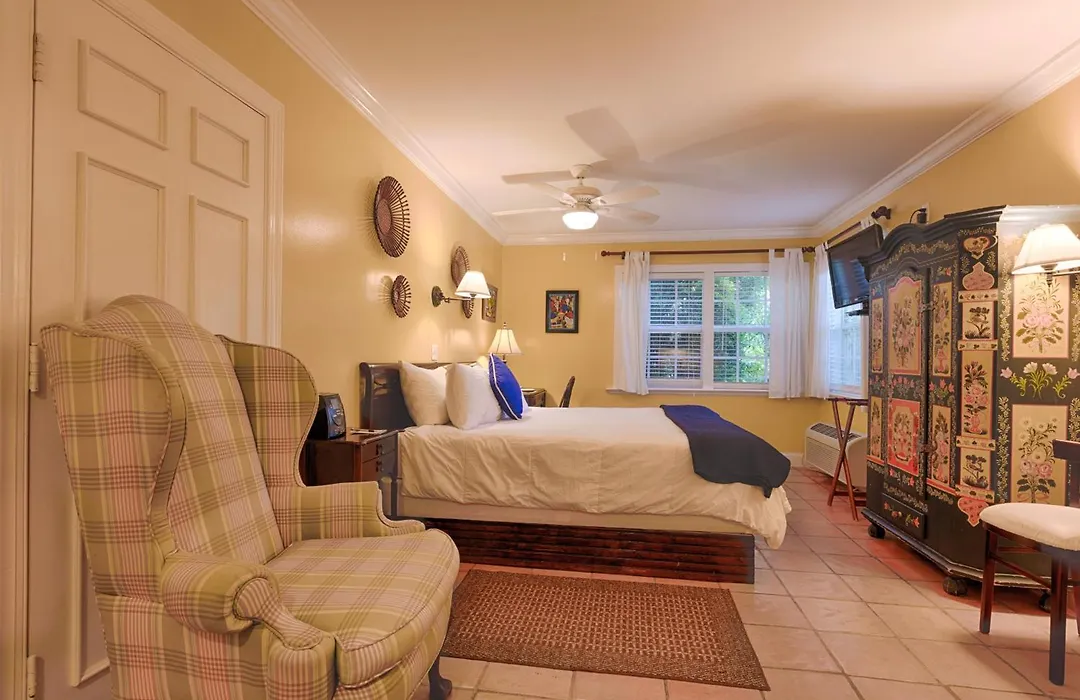 The Caribbean Court Boutique Hotel-1